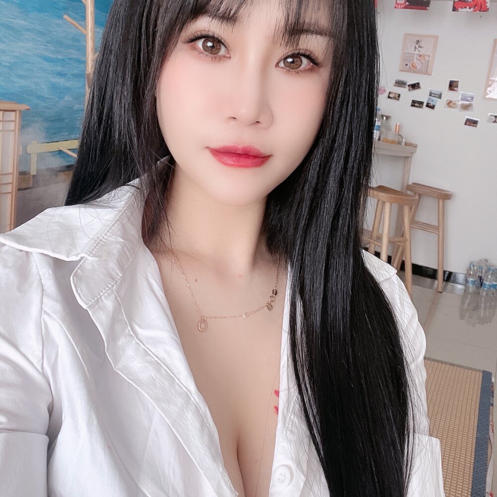 AIAI-Y — cam show live