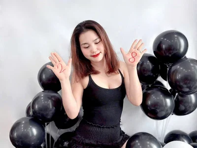 Amos_Eva — cam show live