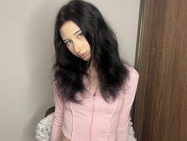 GlitchDoll — cam show live