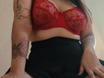 iuytrertyiui — cam show live