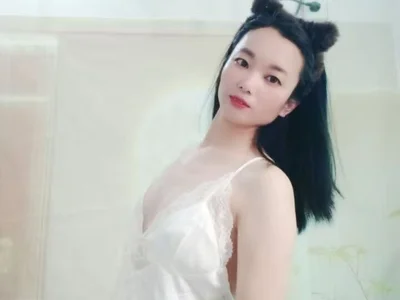 Lingling-Baby520 — cam show live