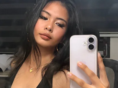 MoonLoch — cam show live
