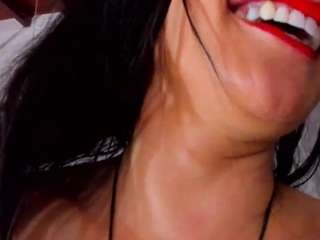 naomidibello — cam show live