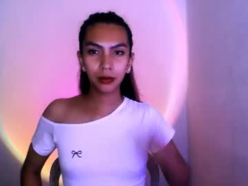 roxanebonifacio014 — cam show live