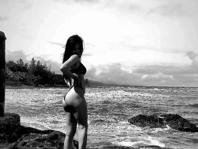 SquirtSellene18 — cam show live
