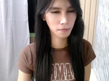 trixieedoll — cam show live