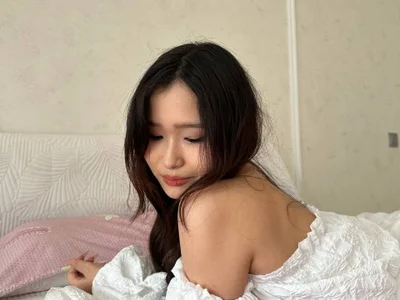 yeniimai — cam show live