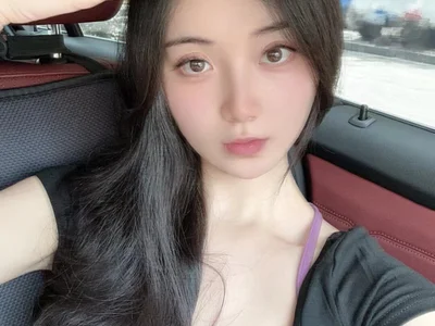 yuyu2004live — cam show live