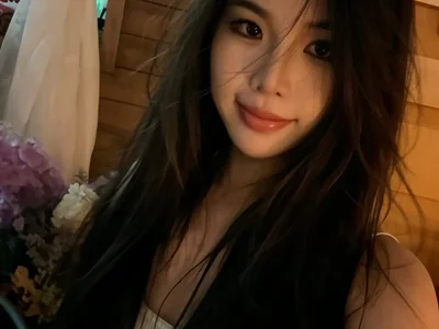 yy22111 — cam show live